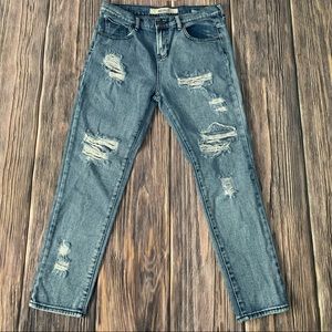 Brandy Melville Boyfriend Fit Jeans